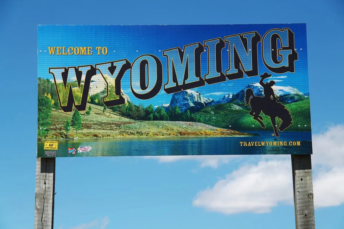 Wyoming's welcome sign